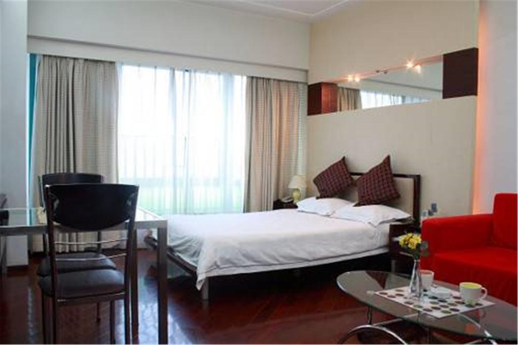 Shanghai Skiline World Union Service Apartment Exterior photo